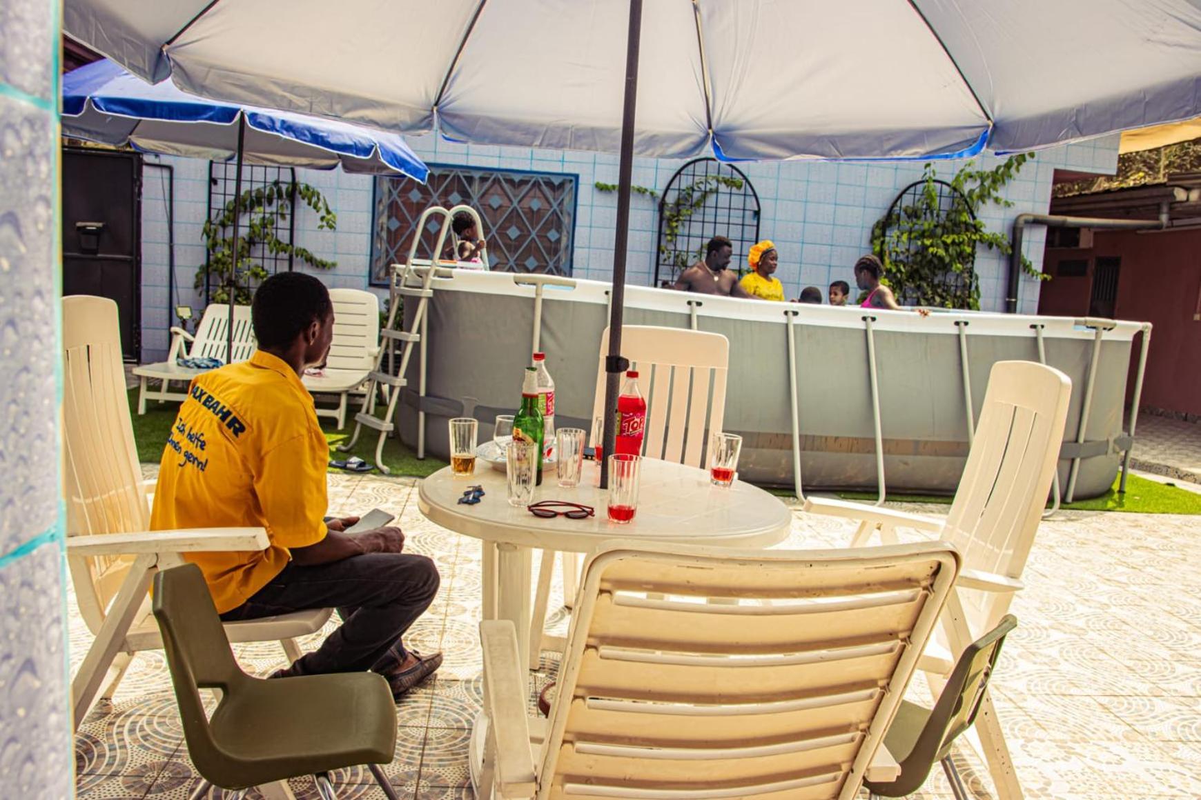 Bonamoussadi Gardens - Residence Avec Piscine Douala Exterior photo